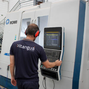 Além de solda e usinagem, trabalhamos com desenvolvimento de projetos,